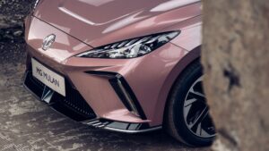 SAIC MG Unveils MG4 Anxin with Semi-Solid-State Battery at $14,000 Price Point